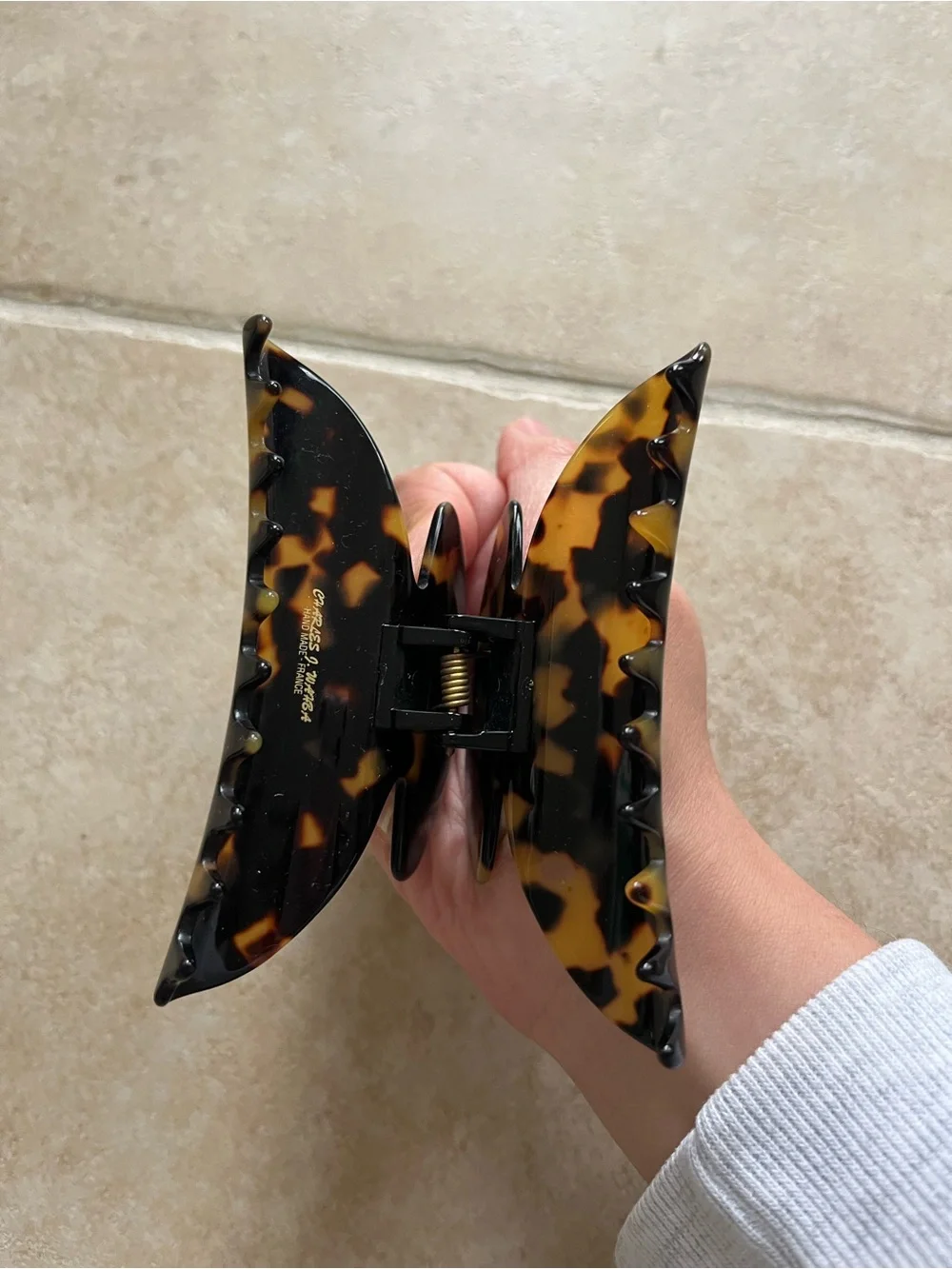 Charles J. Wahba Tortoiseshell Hair Claw Clip